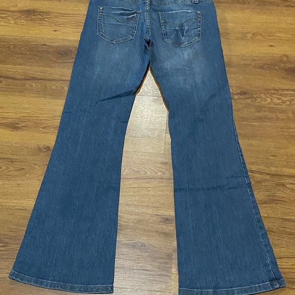 NEW! Urban Behavior Double Button Jeans 7/29 - Picture 2 of 4